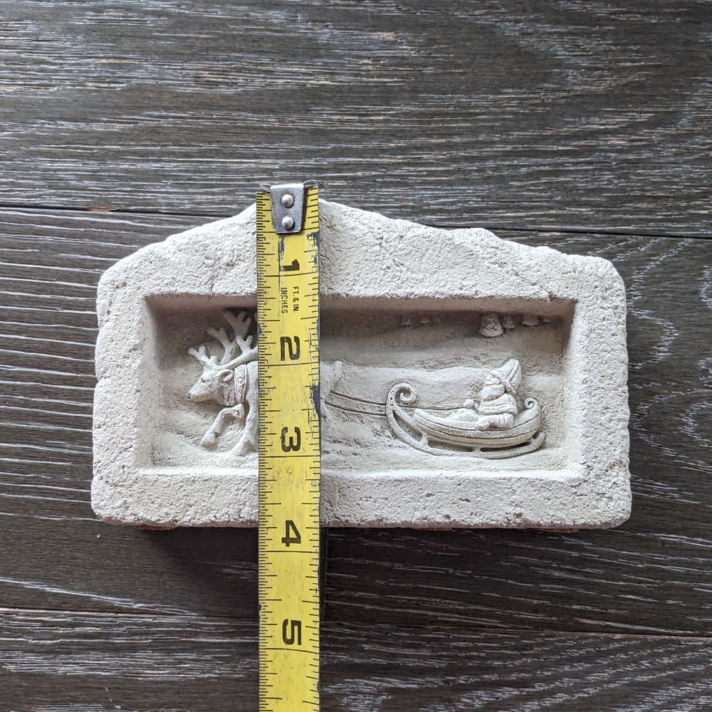 Carruth Studio Vintage Christmas Hand Cast Stone Relief of Santa & Reindeer - Picture 13 of 14